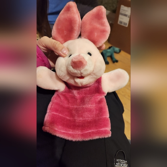 Piglet puppet - Picture 7 of 8